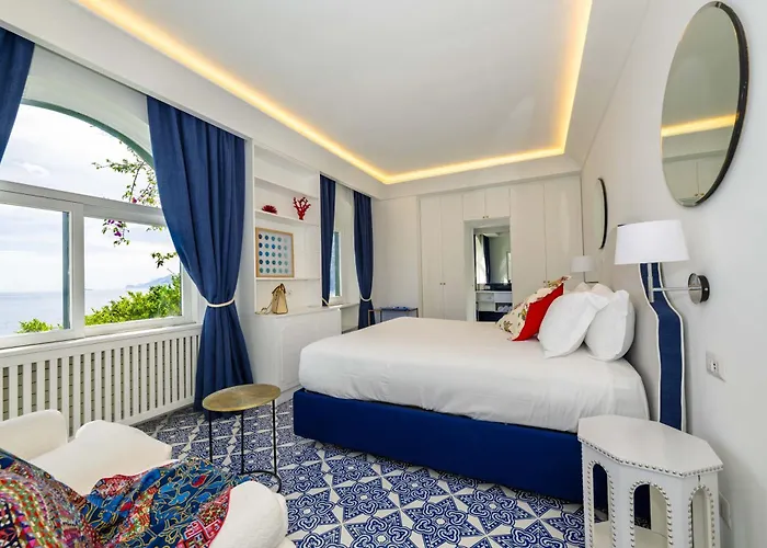 Вілла - Lo Scoglio *