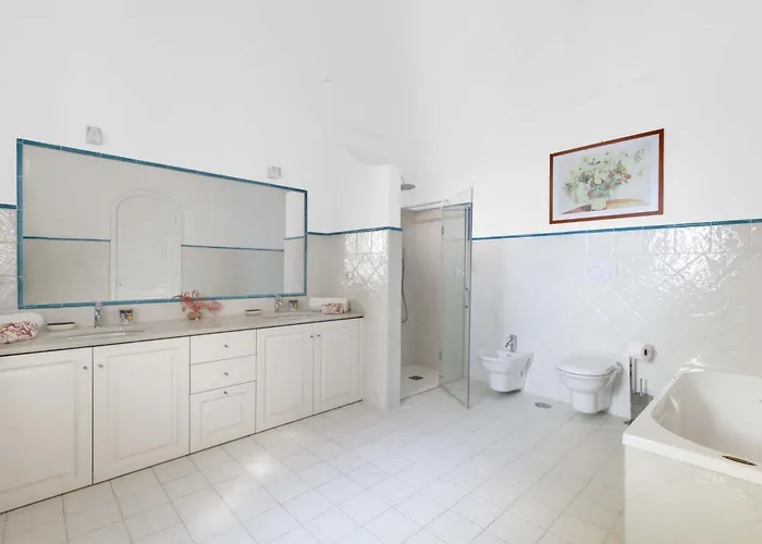 - Lo Scoglio Вілла *