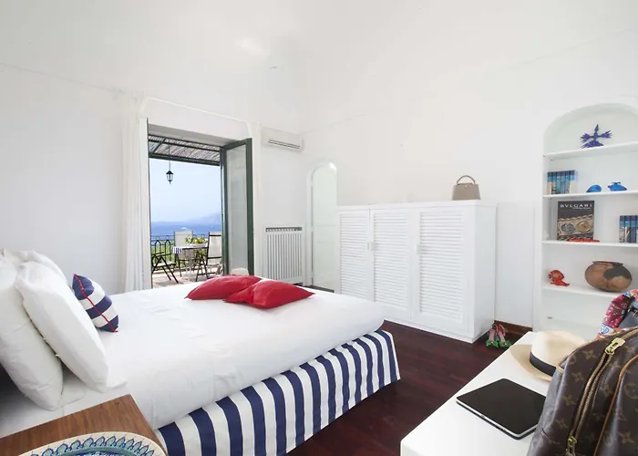 - Lo Scoglio Позітано