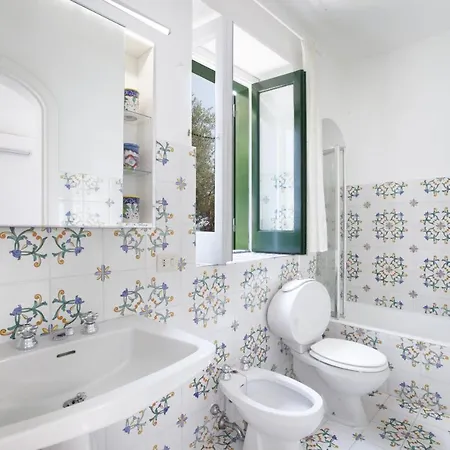 -la Villa Positano