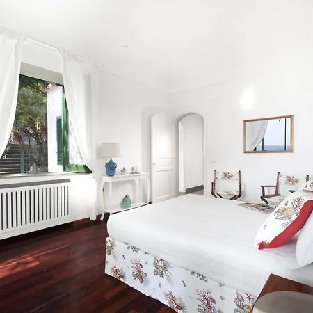 - Lo Scoglio * 포지타노