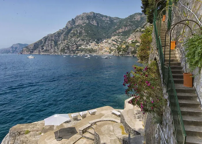 -la Villa Positano