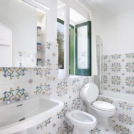 - Lo Scoglio Villa Positano